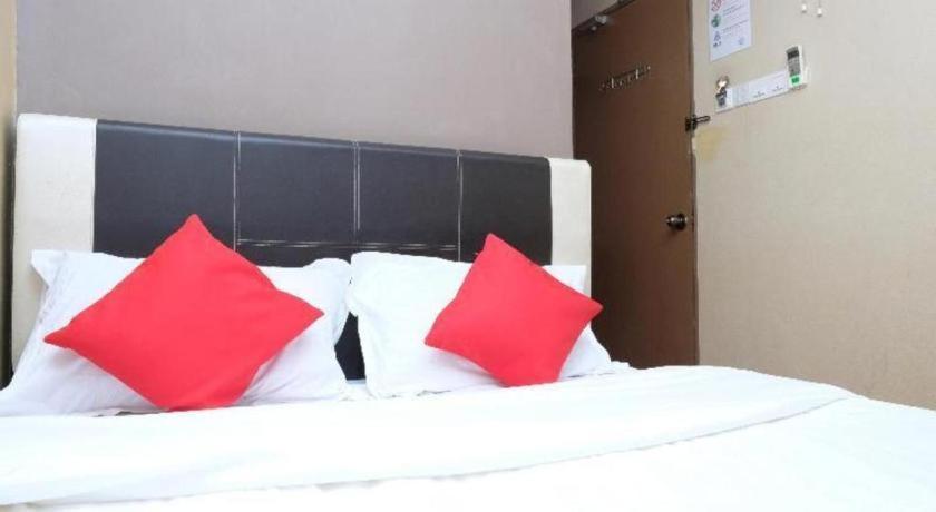 Oyo 44123 Hotel Al-Saif Kuala Kerai Zewnętrze zdjęcie