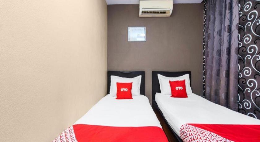 Oyo 44123 Hotel Al-Saif Kuala Kerai Zewnętrze zdjęcie