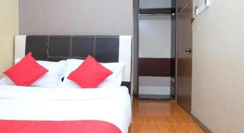 Oyo 44123 Hotel Al-Saif Kuala Kerai Zewnętrze zdjęcie
